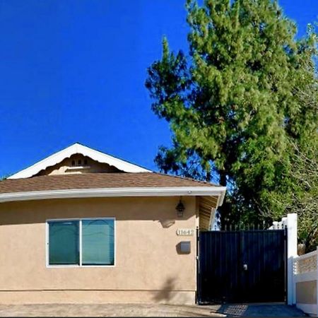 11642 Gothic Avenue Apartamento Los Ángeles Exterior foto